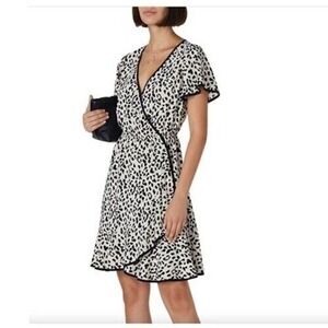 Slate & Willow Wrap Dress Leopard Print Flutter Sleeve Black Trim‎ Size M